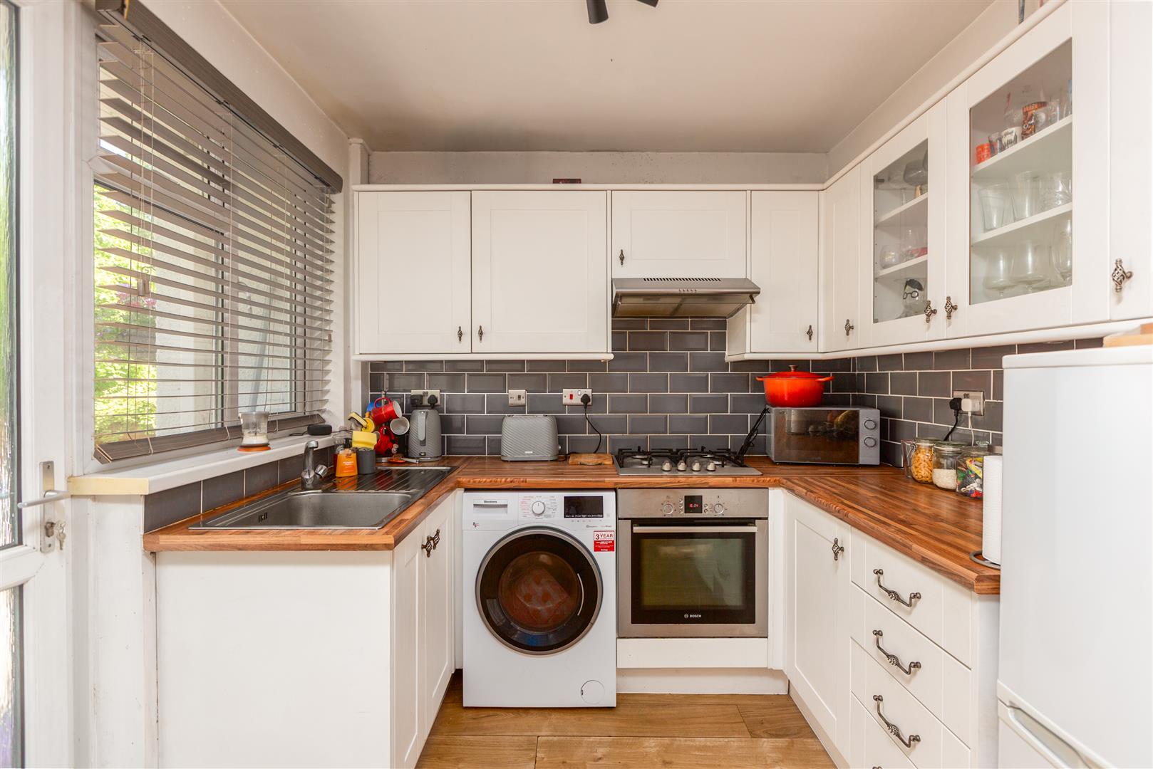 Woodcote, Killay, Swansea, SA2 7AY